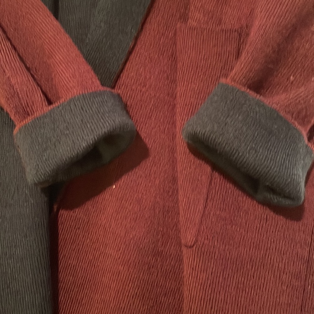 Sweater - Picture 4 of 5